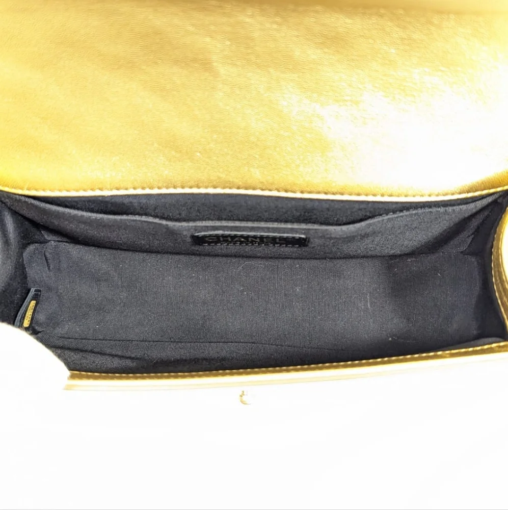 ✨️Super Rare Authentic Chanel Boy Flap Gold Quilted Patent Medium Bag - Picture 15 of 16